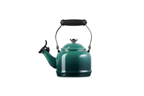 Le Creuset Demi Tea Kettle Artichaut ergonomic knob for easy lifting