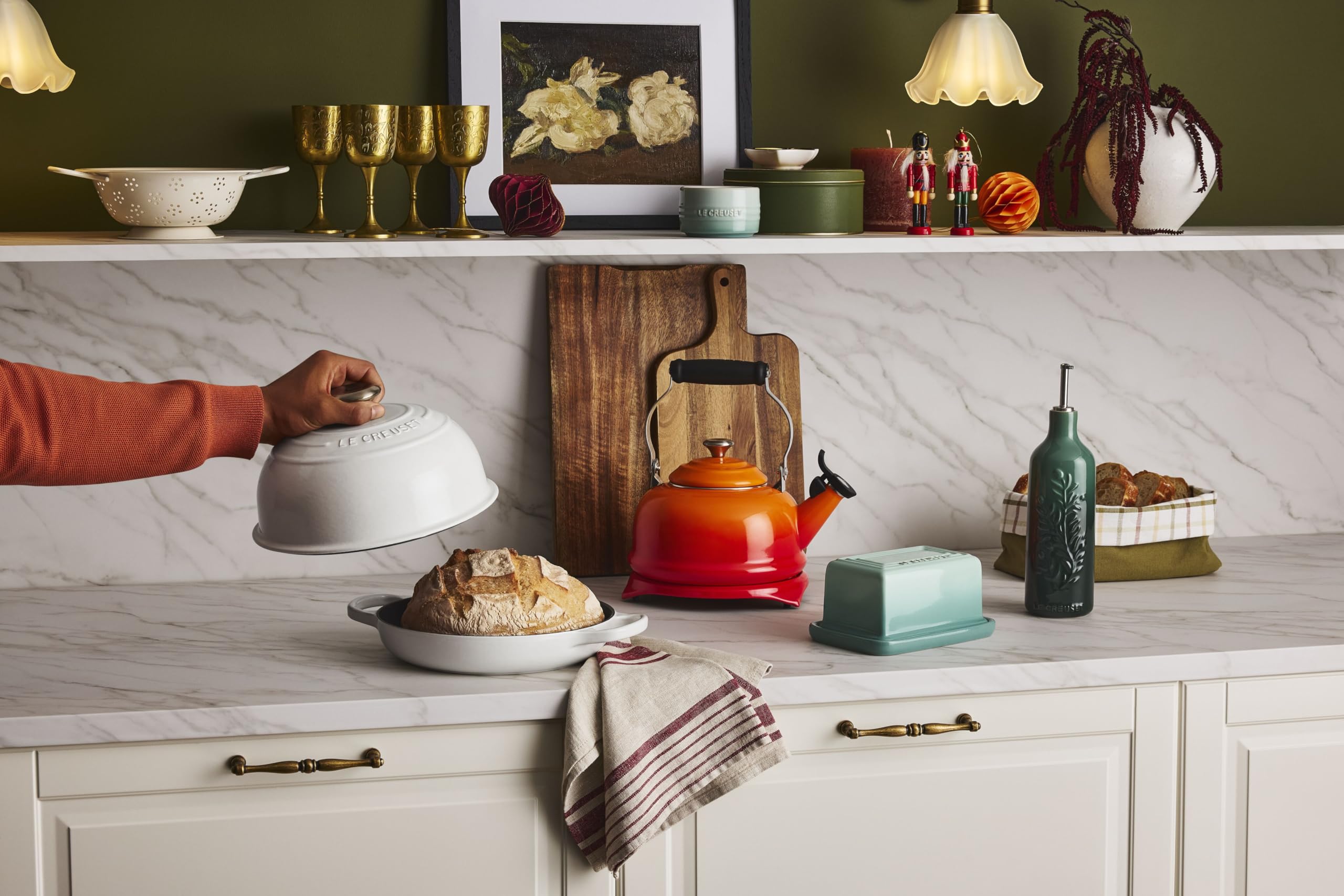 Le Creuset pouring action with flame kettle in use