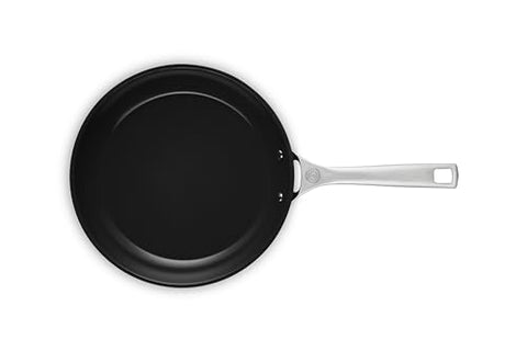Le Creuset 10-inch base emphasizes even heat distribution and no hot spots