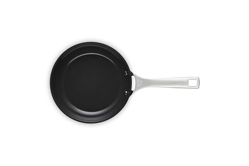 Le Creuset Essential pan omelet release for flawless flip