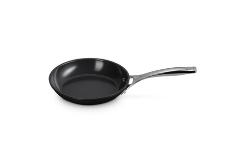Le Creuset Essential non-stick ceramic pan viewed from top for even heat distribution