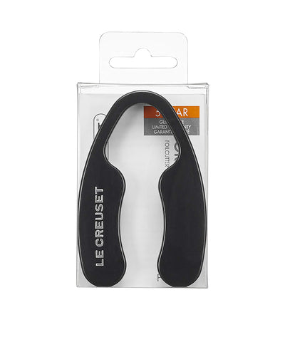 Le Creuset foil cutter features ergonomic handle for comfortable use.