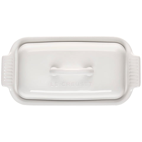 Le Creuset Heritage Butter Dish white close-up glaze shows nonporous, chip-resistant finish.