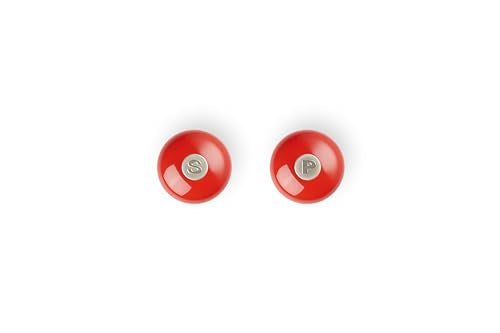 Filling frame of Le Creuset MG610-67 supports refills.