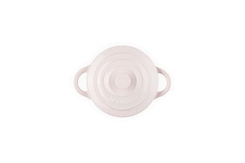 Le Creuset mini round cocotte interior release favors quick serving and easy cleanup.