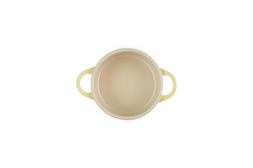 Le Creuset cocotte Soleil oven-ready design ensures even cooking.