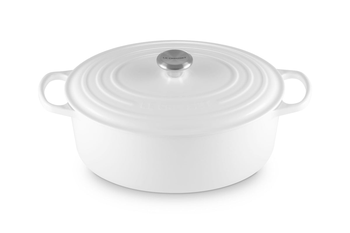Le Creuset Signature Oval Dutch Oven 8 qt front view showing even heat distribution for family meals