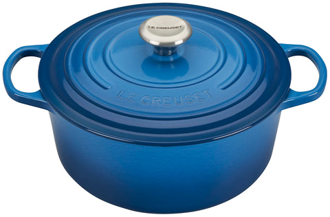Le Creuset Signature Round Dutch Oven exterior in Marseille, ideal for versatile cooking on stovetop and table.