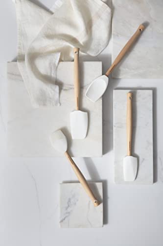Le Creuset silicone craft series spatula spoon ergonomic edge for effective scraping in skillets.