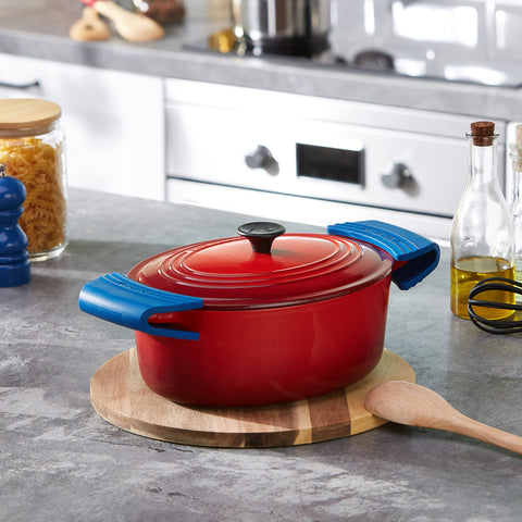Le Creuset handle grips in packaging show two-piece set