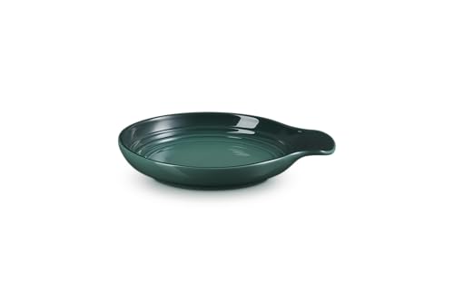 Le Creuset spoon rest Artichaut with glossy glaze keeps countertops tidy.