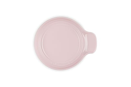 Le Creuset spoon rest glaze resists stains and scratches.
