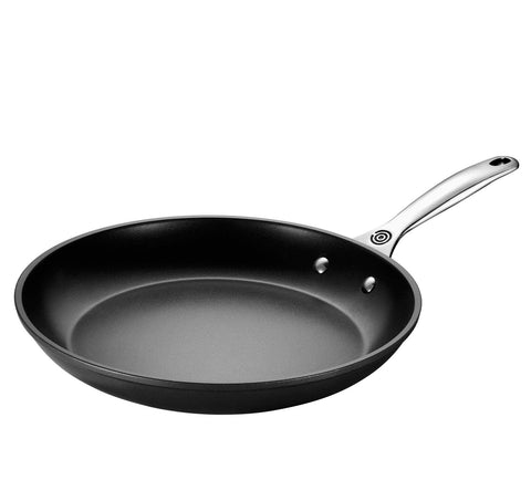 Le Creuset Toughened Nonstick PRO 12-inch safety with metal utensils use case shows durable performance