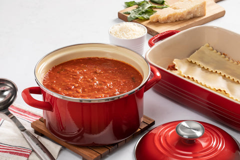 Taille compacte du stockpot parfait pour petites portions et rangement facile.