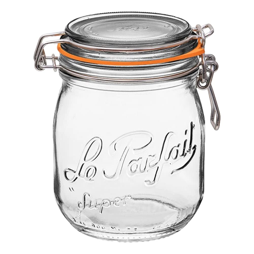 Le Parfait Super Jar 750mL round body keeps pantry contents visible and organized.