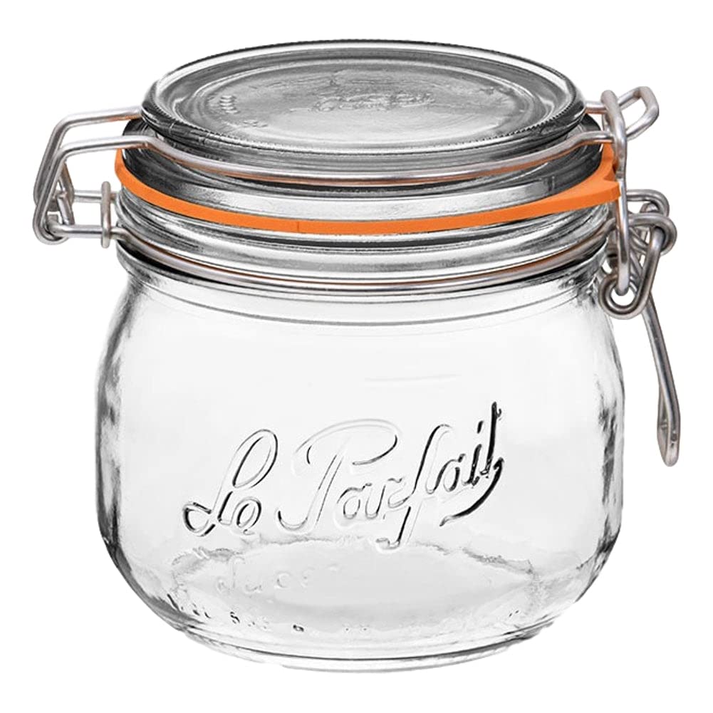 Le Parfait Super Jar round-body 500ml for versatile pantry storage and labeling.