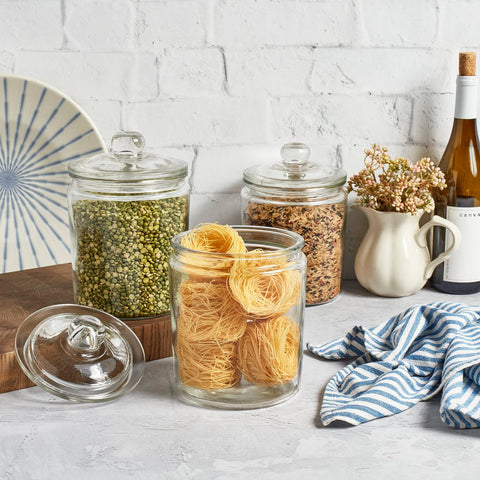 Le'raze bathroom vanity organization with clear contents