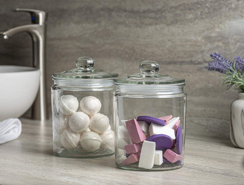 Le'raze cookie and snacks storage keeps treats fresh and visible