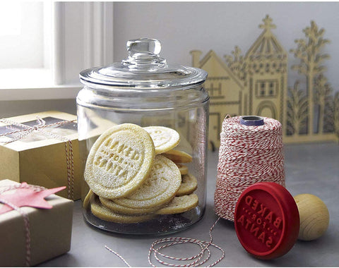 Le'raze reusable labels and marker included for simple organization