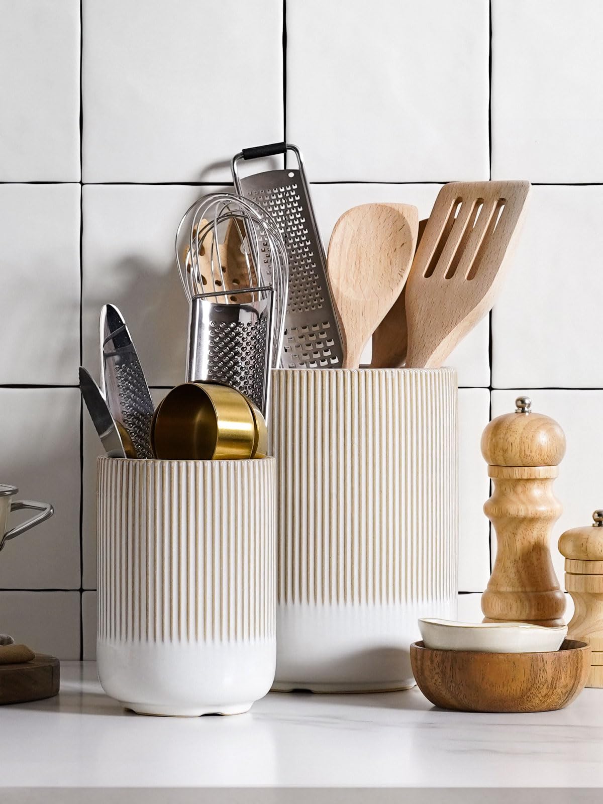 LE TAUCI ceramic organizer with ribbed design adds rustic farmhouse charm