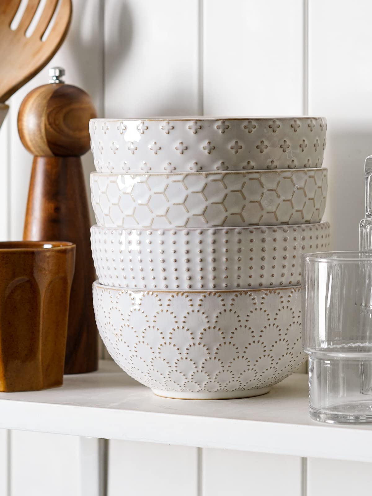 LE TAUCI bowl is oven safe for versatile serving options.