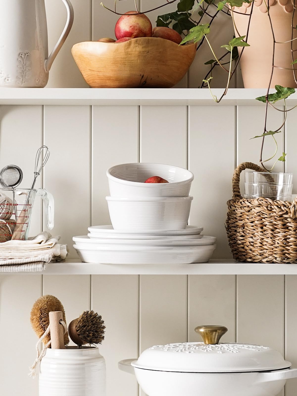 LE TAUCI Dishes Set 4 deep dinner plate helps prevent spills during serving