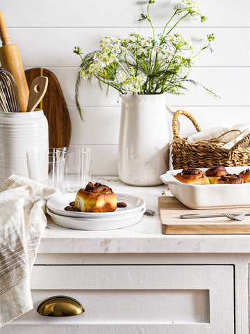 LE TAUCI Dishes Set 4 microwave-safe plates ready for quick reheats