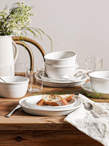 LE TAUCI Dishes Set 4 stacked neatly on a shelf for space-saving storage