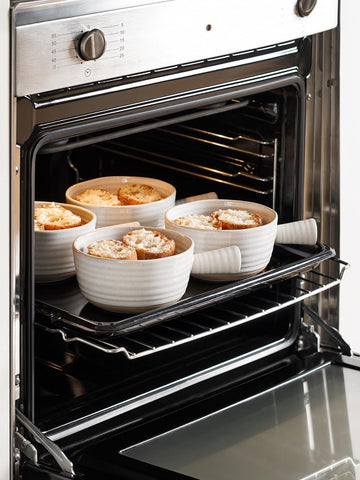 LE TAUCI French Onion Soup Bowls dishwasher-safe for simple cleanup.
