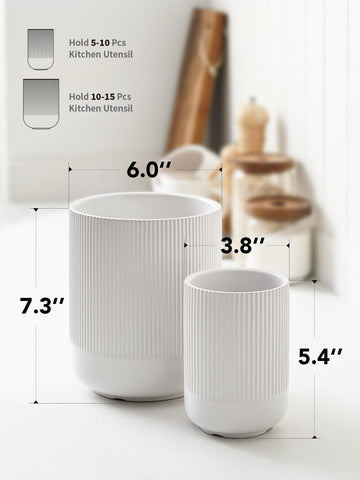 LE TAUCI gift-ready kitchen organizer helps create a tidy space.