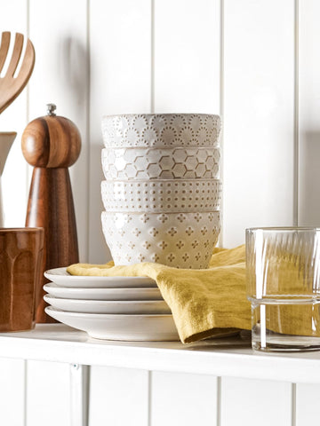LE TAUCI kid friendly 8 oz bowls easy for small hands to grip.