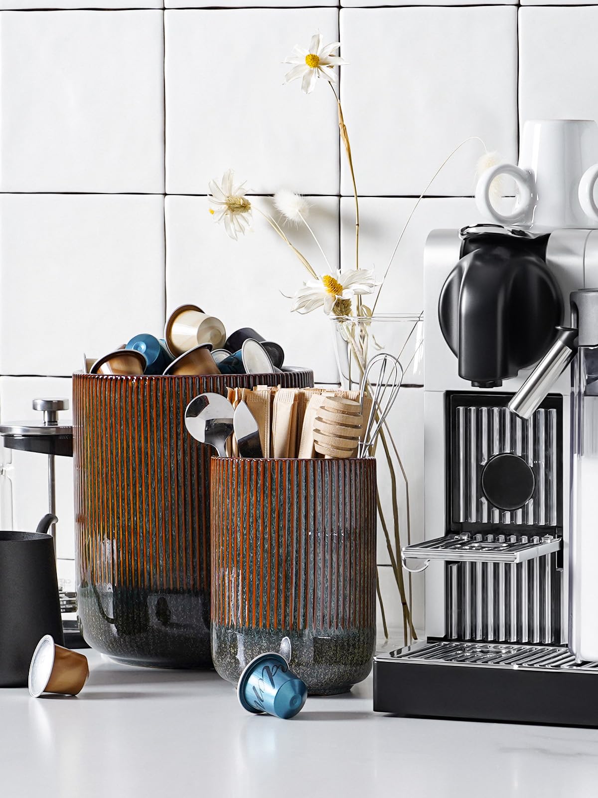 LE TAUCI gift-ready utensil holder enhances kitchen decor