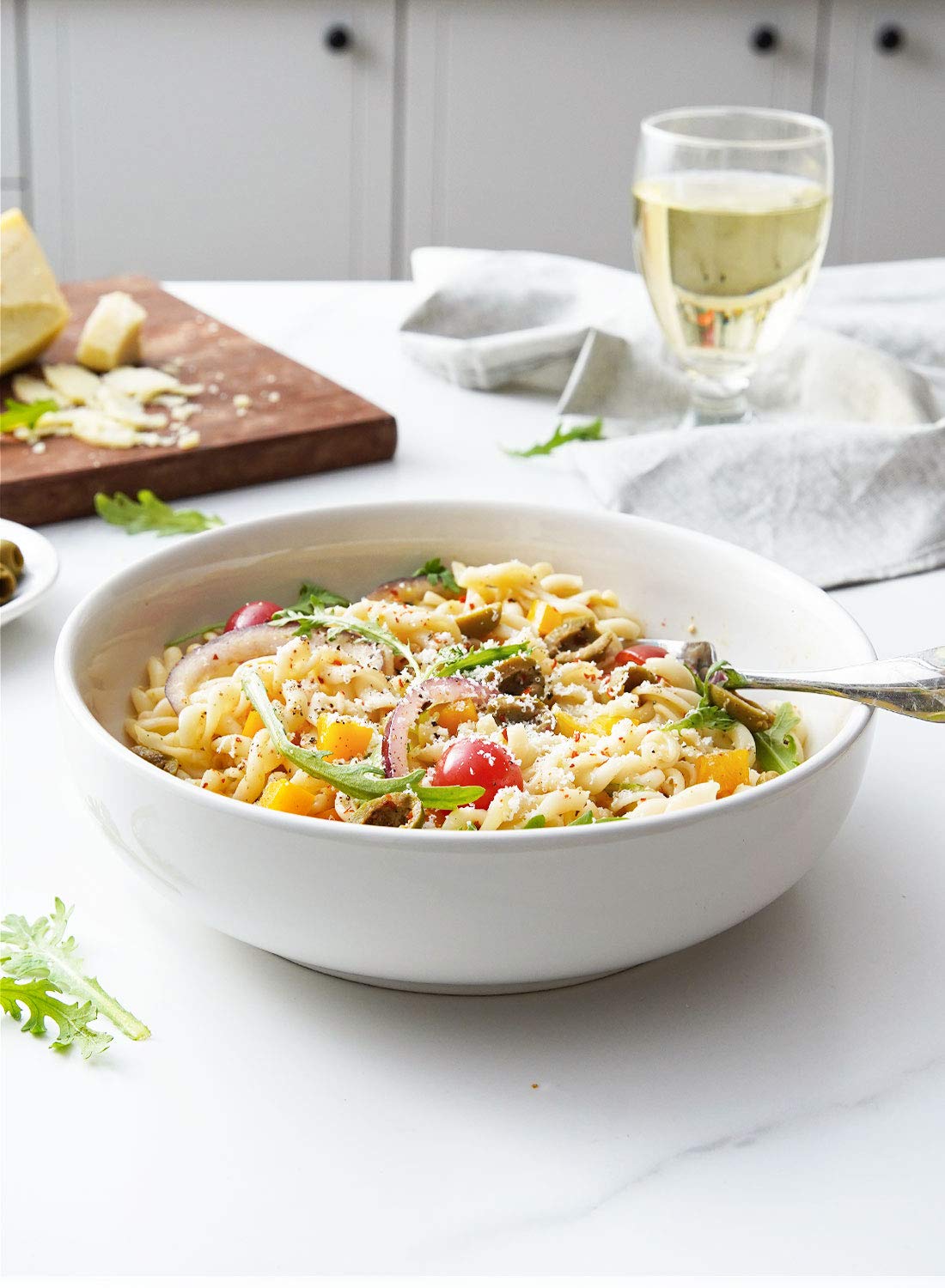 LE TAUCI bowls with wide mouth for easy loading.