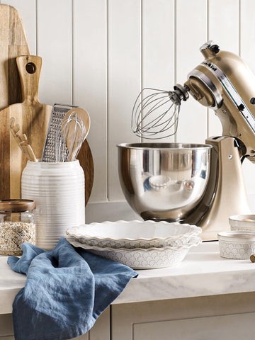 LE TAUCI 36 oz capacity per dish supports hearty fillings