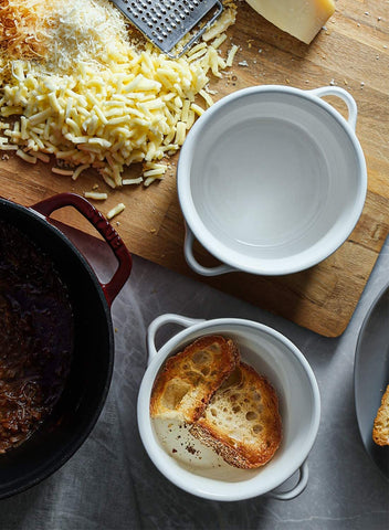 LE TAUCI stackable bowls save cabinet space and simplify storage.
