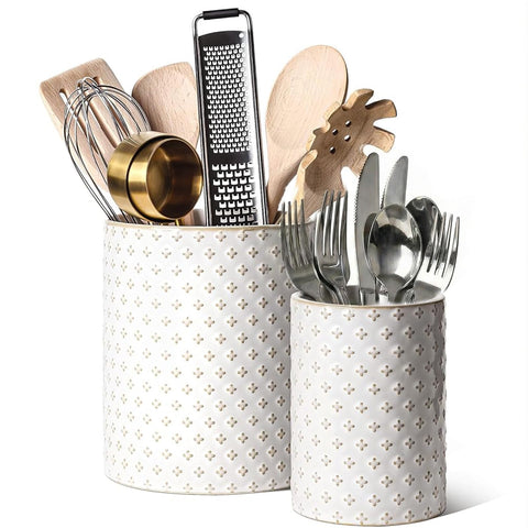 LE TAUCI large Arctic White utensil holder with clover embossing.