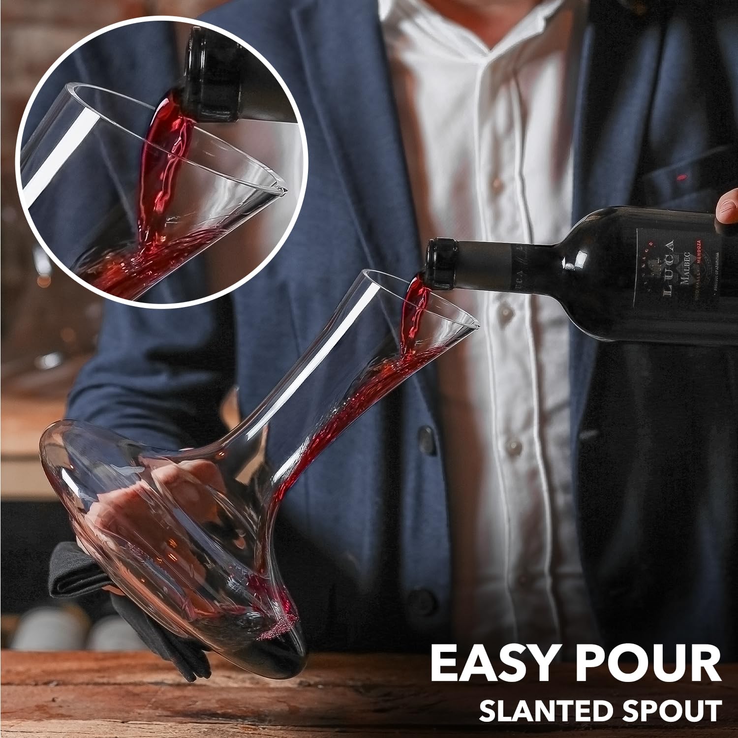 Le Chateau clear crystal decanter complements any tasting setup