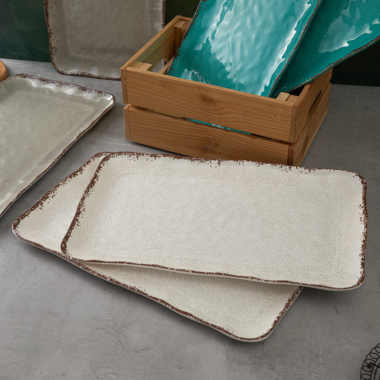 LEHAHA textured rustic finish enhances table aesthetics for any occasion