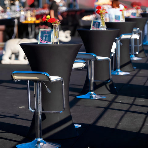 Lemict round black tablecloth creates polished appearance