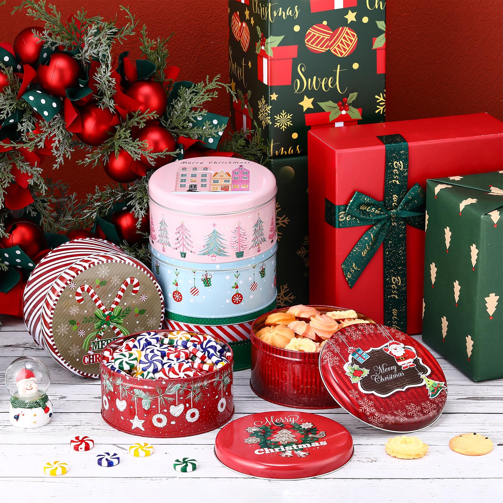 LemonRoad 18-pack gingerbread tree tin, perfect for holiday treats.