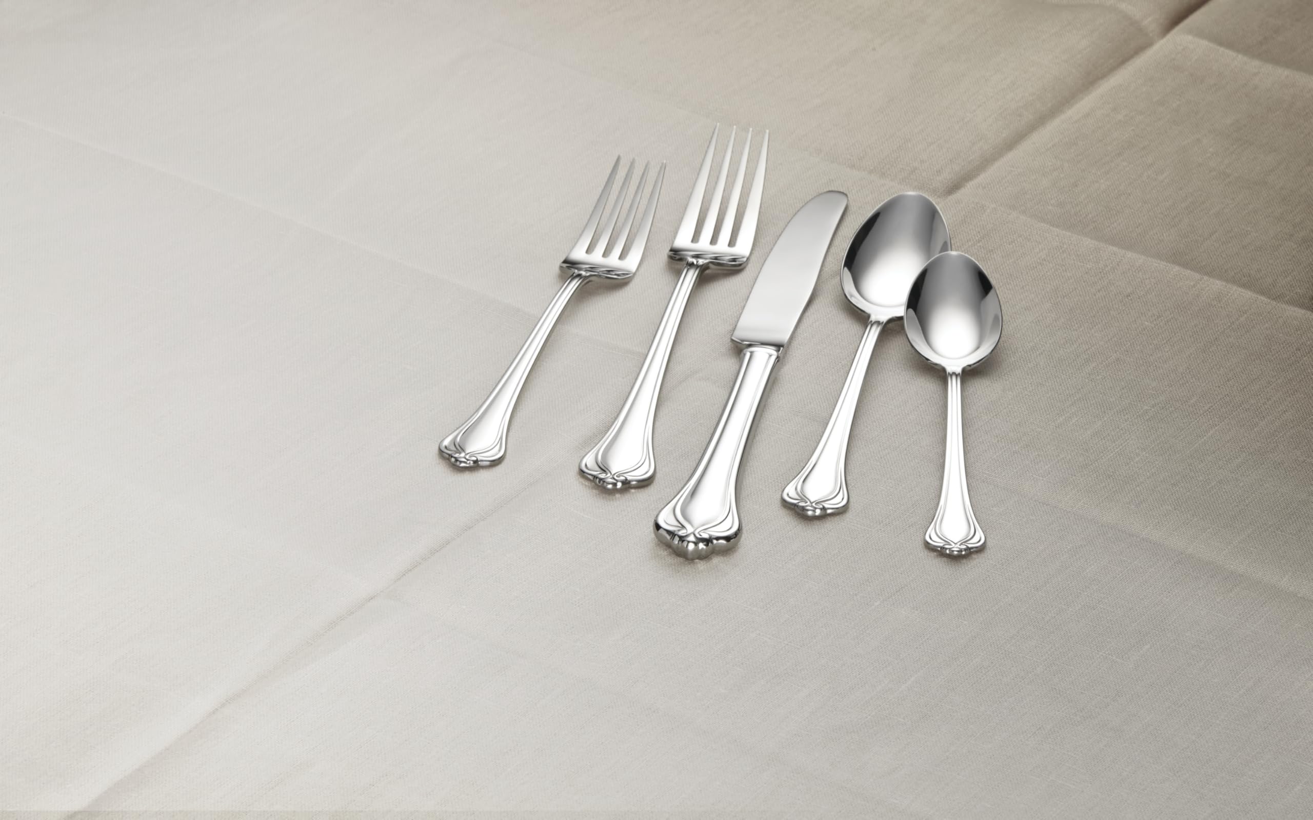 Lenox Alcott dinner forks and spoons ensemble complements casual and formal dining.