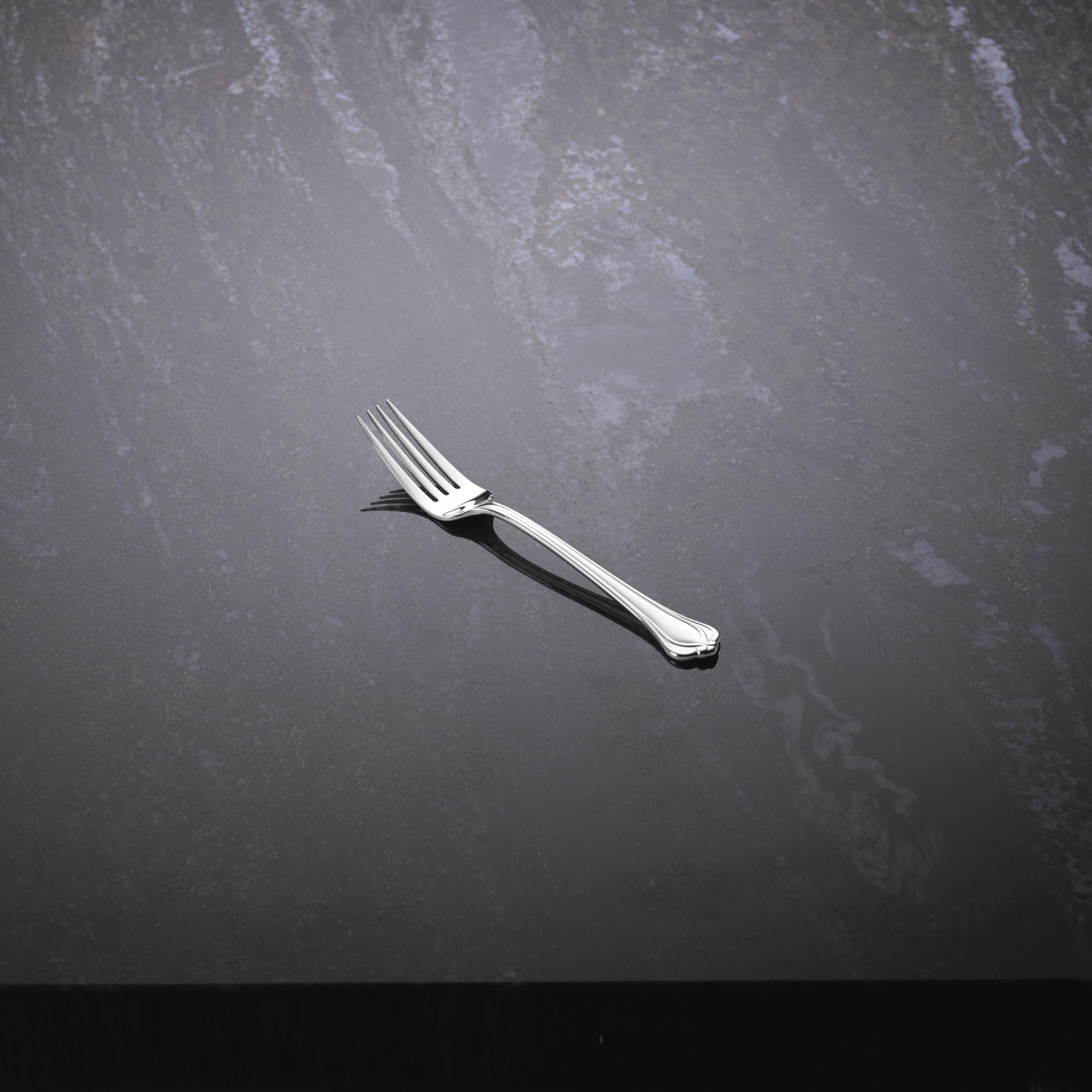 Lenox Alcott ideal for formal dinners and festive gatherings with a refined finish.