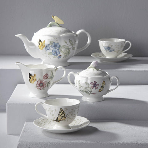 Lenox Butterfly Meadow teapot lid with butterfly motif for secure pouring