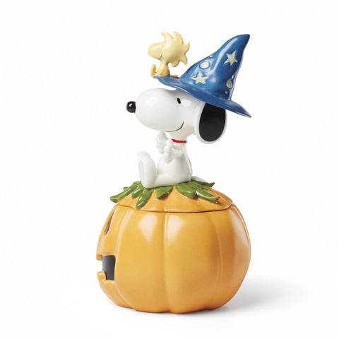 Snoopy removable lid on Lenox candy dish, showcasing playful Peanuts design.