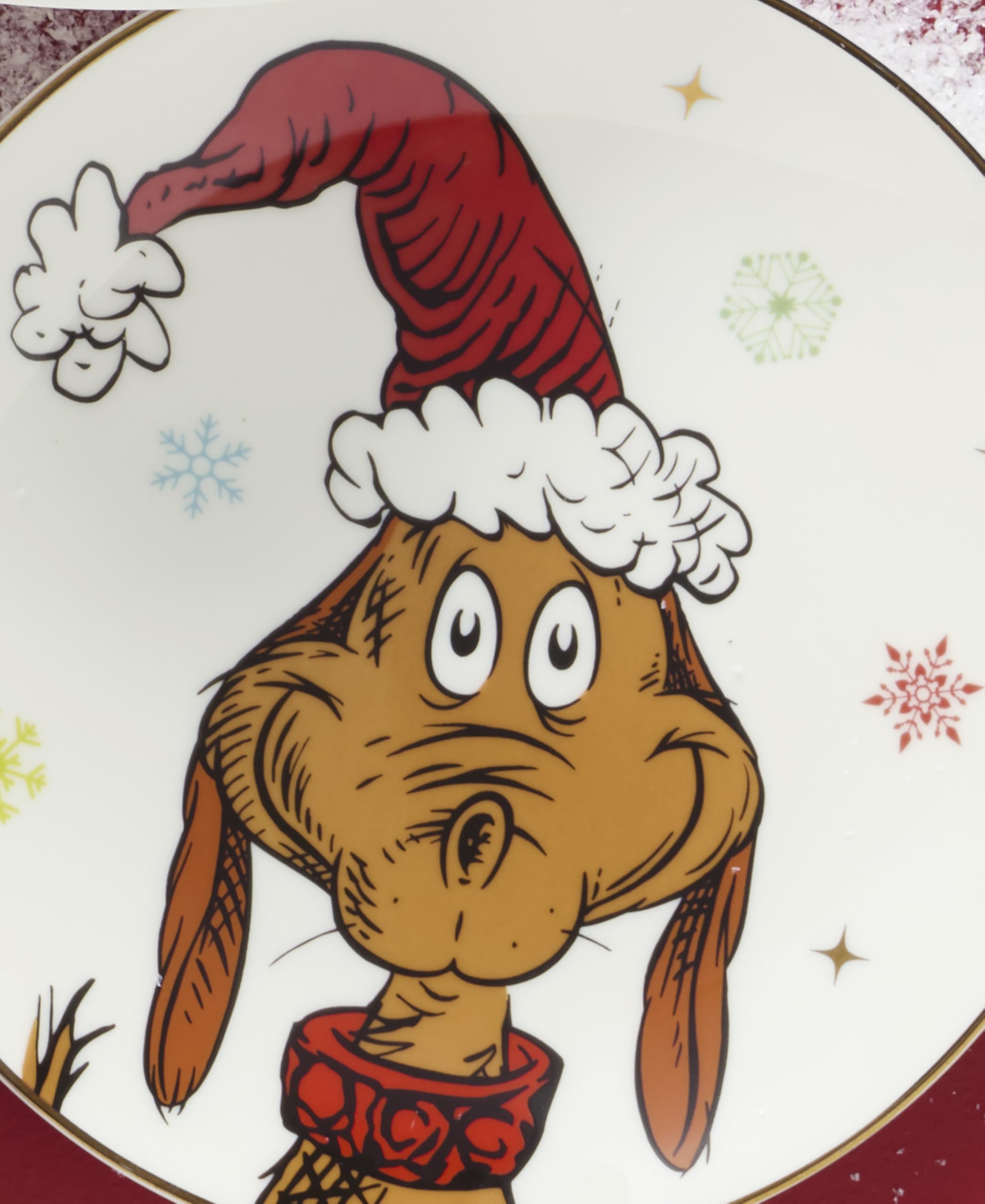 Lenox Grinchmas microwave-safe plate ideal for quick reheats
