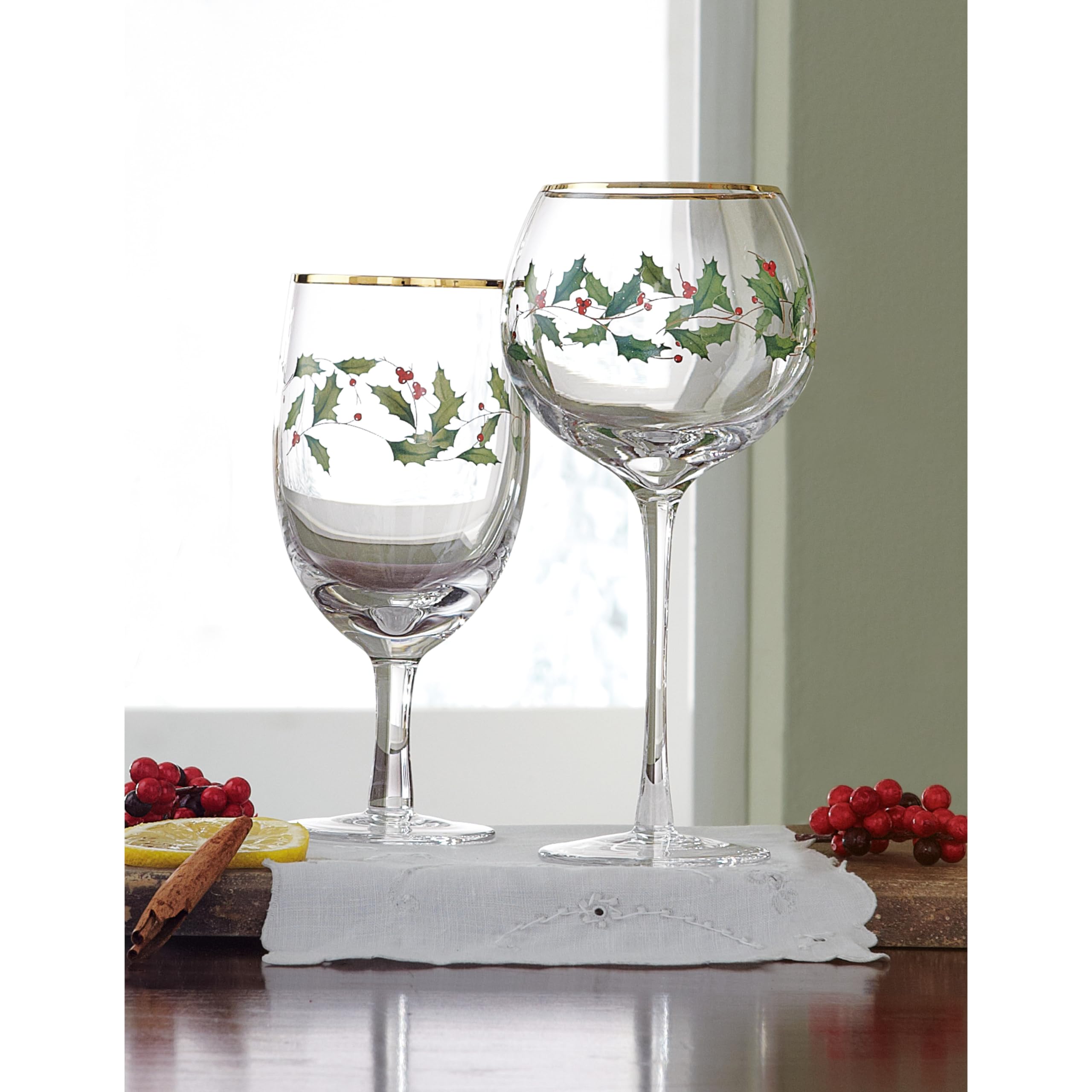 Lenox glass detail emphasizing the gold rim for elegant entertaining.