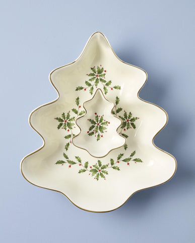 Lenox Holiday Tree Chip & Dip Set dishwasher-safe close-up, convenient cleanup after meals.