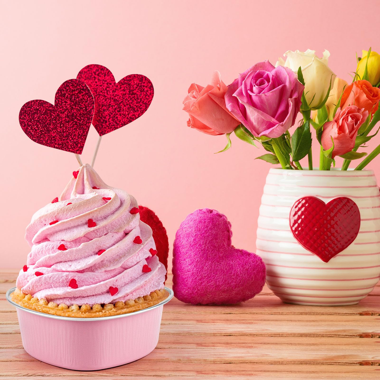 LepoHome disposable dessert cups with lids for mess-free servings.