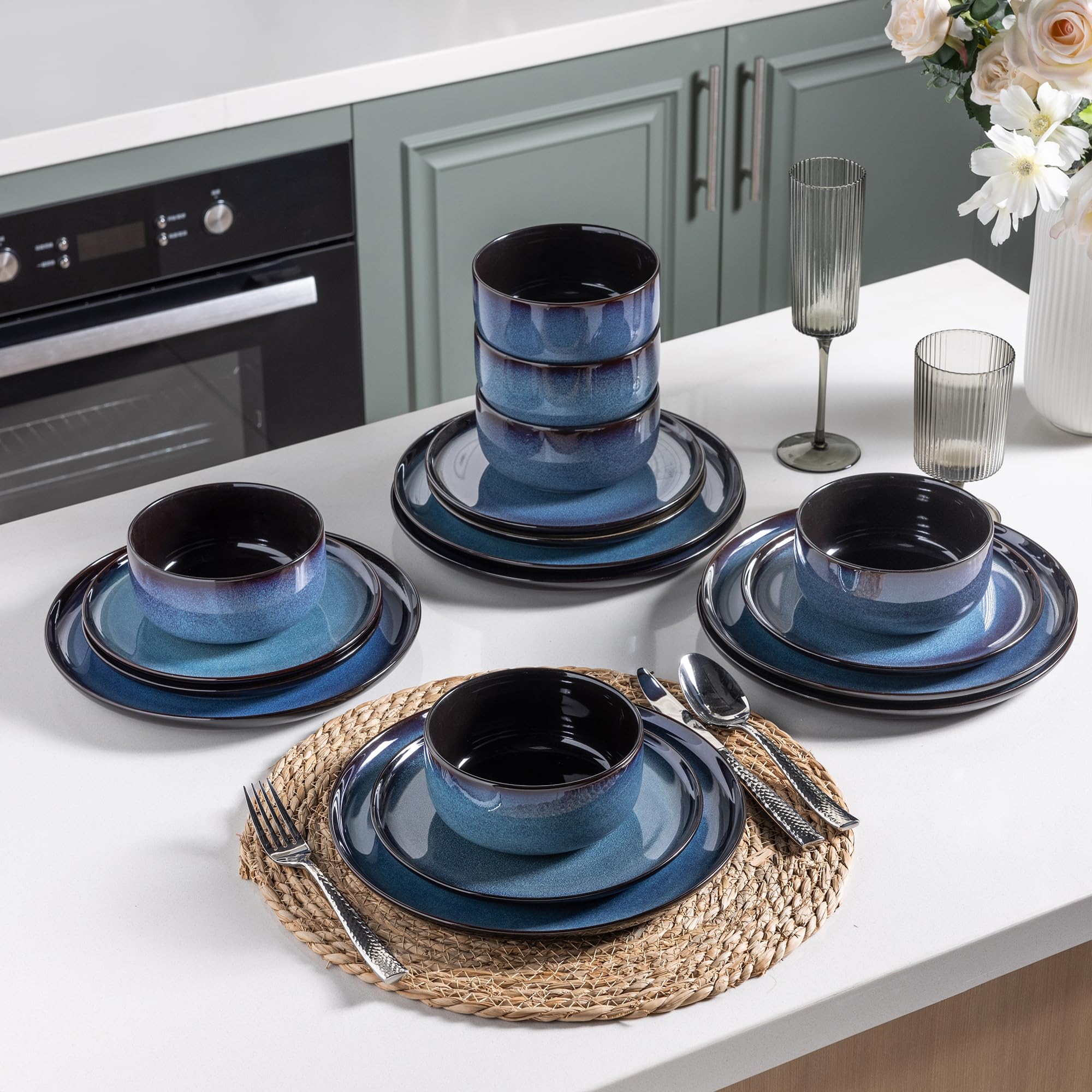 LERATIO blue salad plates brighten tables with vibrant reactive glaze