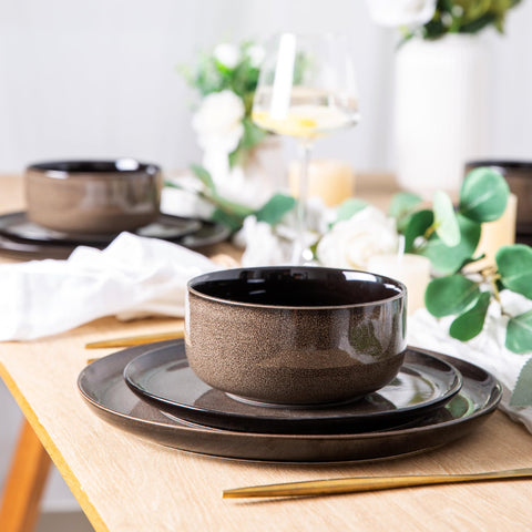LERATIO gift-ready dinnerware set for special occasions.